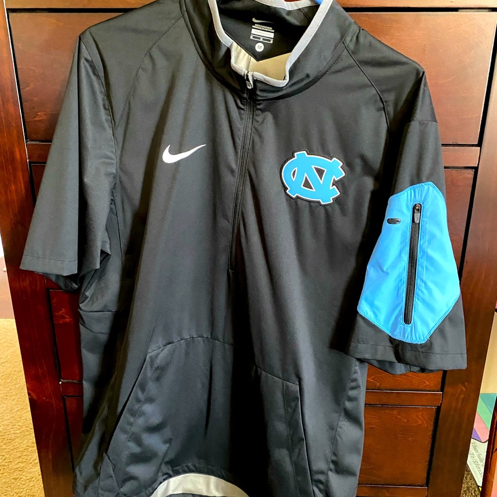 Short sleeve Wind breaker